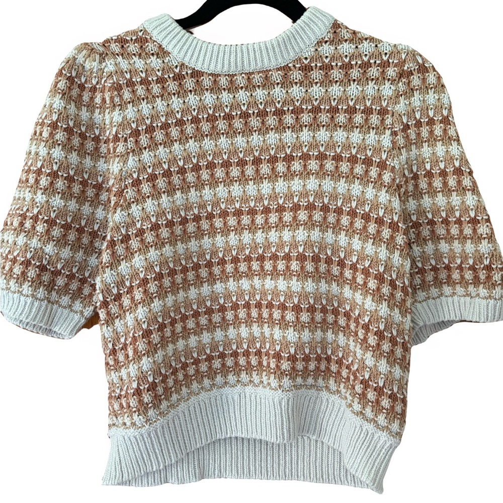 Universal Thread Cream and Tan Knit Sweater